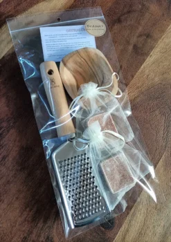 2 Amberblokjes - Geurblokjes - Incl - Schaaltje - Rasp - Organza Zakjes - Geschenkset Vrouwen -Beste Parfum Winkel 848x1200 6